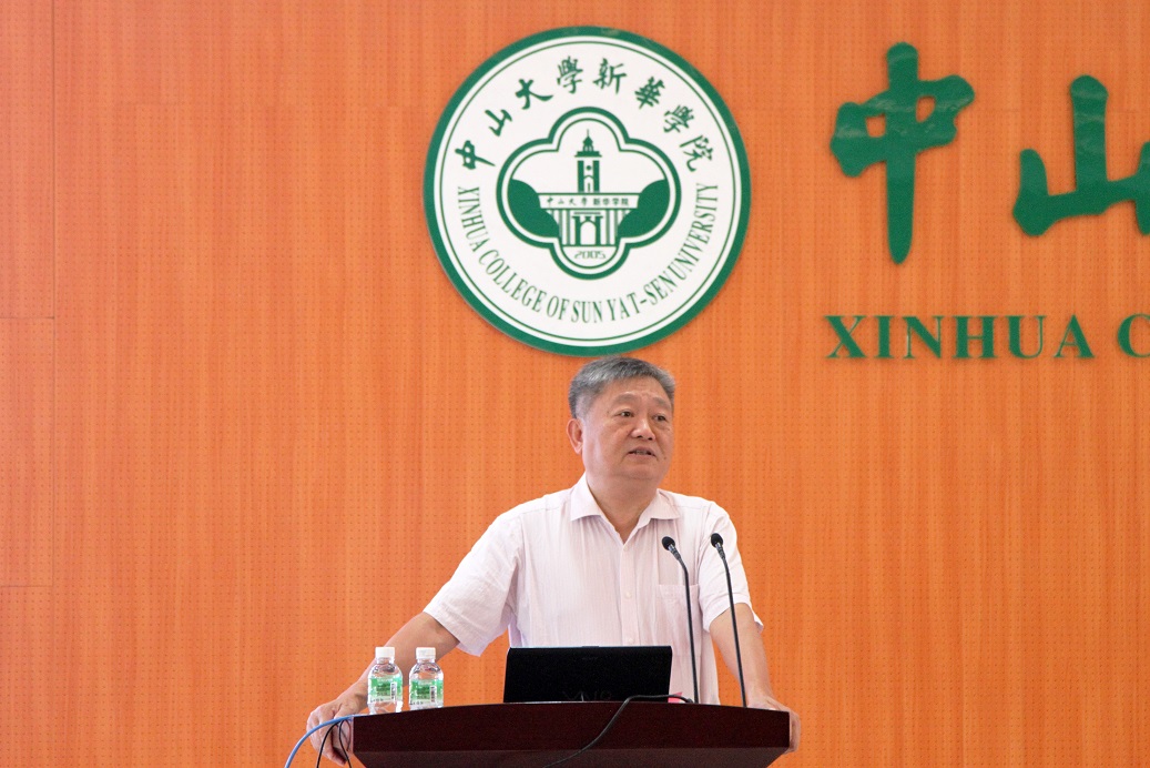 说明: F:\文件\a常用:近期工作\2018年科技月\总结会\新闻稿\20180711 科技月、教学月工作总结大会 黄要武摄\20180711 科技月、教学月工作总结大会 黄要武摄\王庭槐校长1.jpg